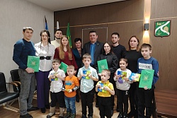 В Усть-Куте продолжается реализация программы "Молодым семьям - доступное жилье"