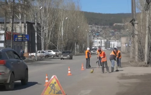 В УСТЬ-КУТЕ СТАРТУЕТ МЕСЯЧНИК ПО САНИТАРНОЙ ОЧИСТКЕ