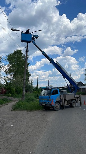 ГОРОДСКАЯ АДМИНИСТРАЦИЯ ПРОДОЛЖАЕТ РАБОТУ ПО ВОССТАНОВЛЕНИЮ ОСВЕЩЕНИЯ