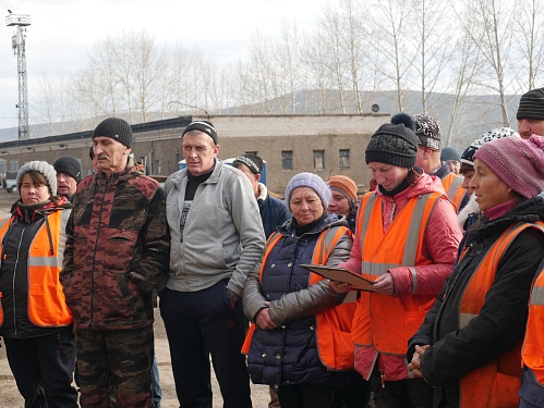 КОЛЛЕКТИВ «АВТОДОРА» ПОЗДРАВИЛИ С ПРОФЕССИОНАЛЬНЫМ ПРАЗДНИКОМ